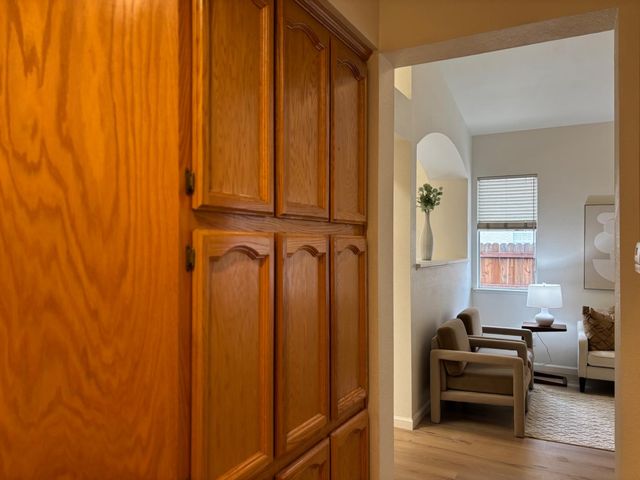 9264 Lucchesi Dr, Sacramento, CA 95829