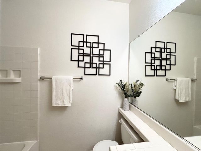 9264 Lucchesi Dr, Sacramento, CA 95829