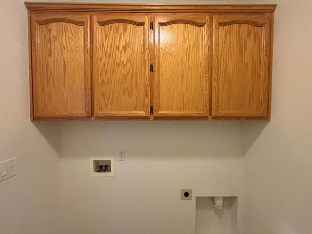 9264 Lucchesi Dr, Sacramento, CA 95829