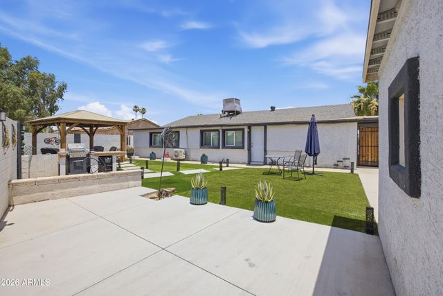 1918 N 42ND Avenue, Phoenix, AZ 85009