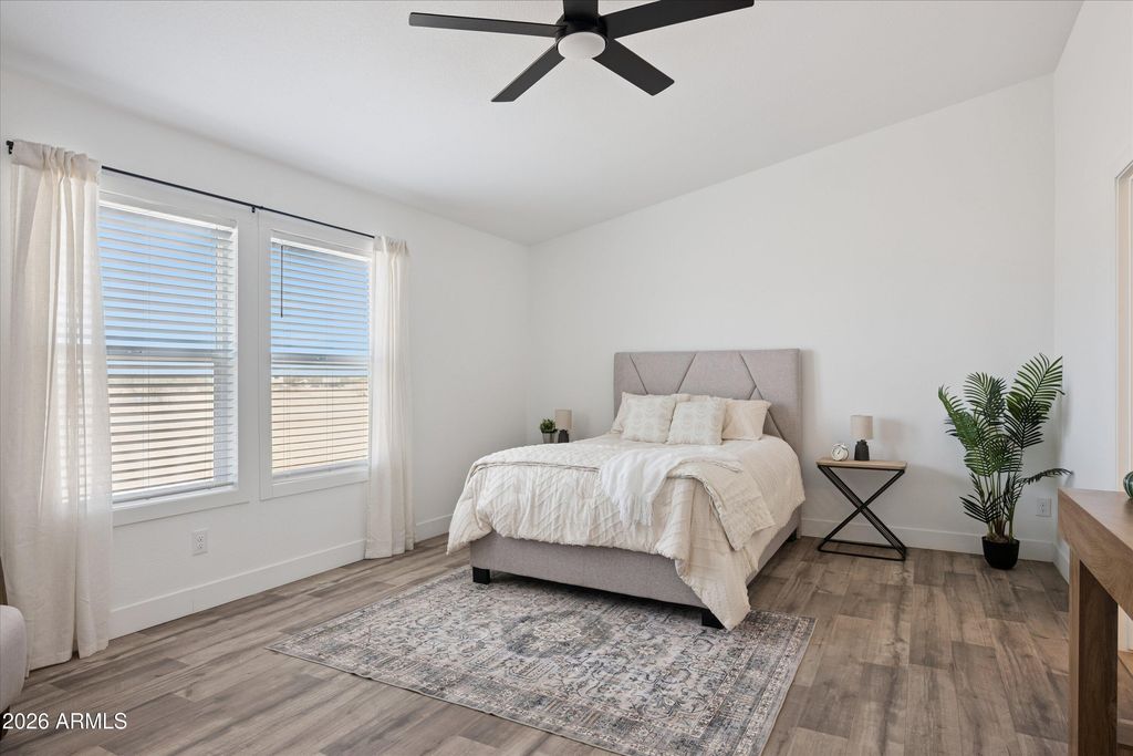 Image 16 of property listing at 10929 W COPPER KETTLE Drive, Casa Grande, AZ 85193