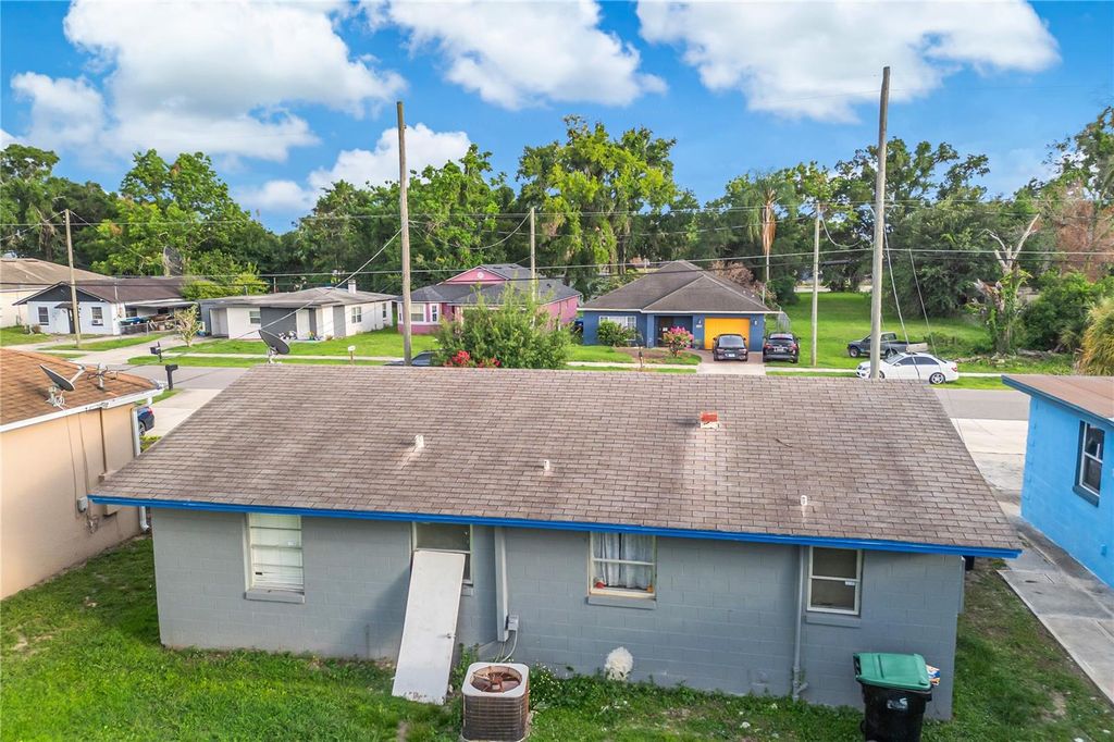 Image 15 of property listing at 4135 RALEIGH STREET, Orlando, FL 32811