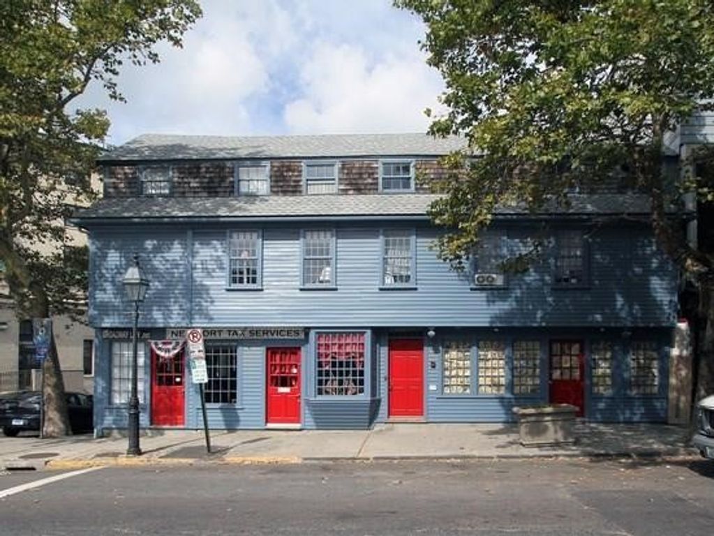 2 Broadway Street, Newport, RI 02840