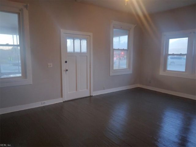 14274 Burwells Bay RD, Smithfield, VA 23430