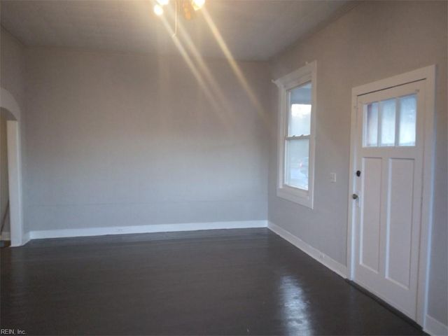 14274 Burwells Bay RD, Smithfield, VA 23430