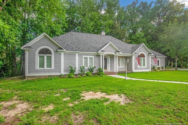 305 Dunleith Place, Fayetteville, NC 28311