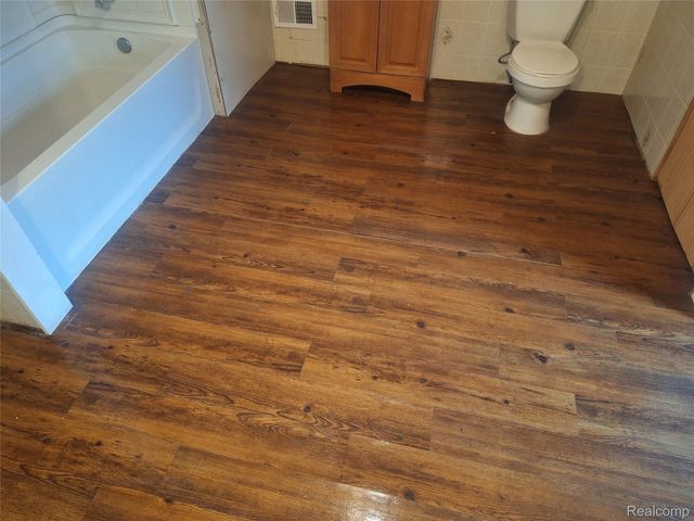 235 N HOWARD Avenue, Croswell, MI 48422