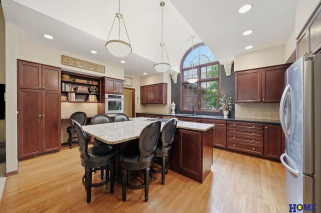 6425 Lone Tree Drive, Lincoln, NE 68512