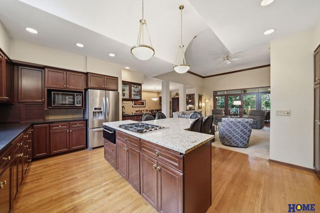 6425 Lone Tree Drive, Lincoln, NE 68512