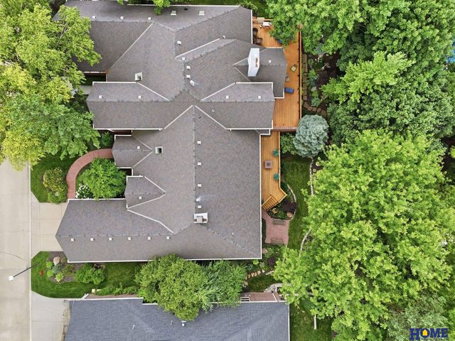 6425 Lone Tree Drive, Lincoln, NE 68512