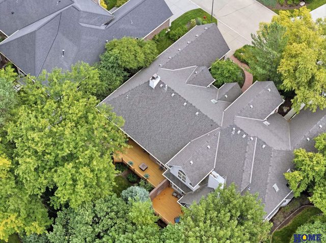 6425 Lone Tree Drive, Lincoln, NE 68512