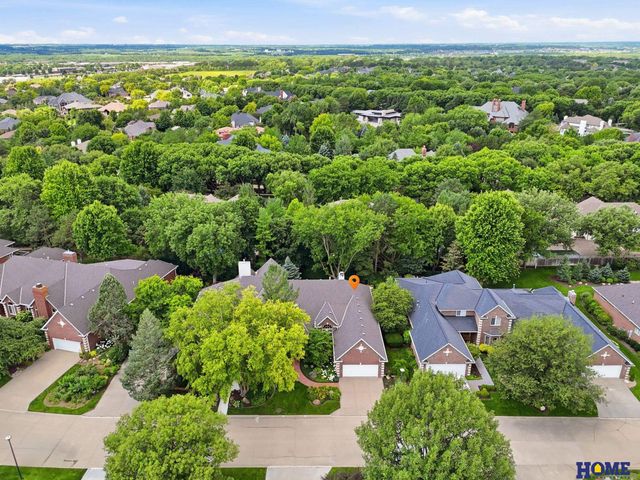 6425 Lone Tree Drive, Lincoln, NE 68512