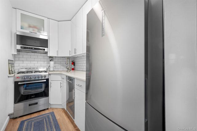 54-40 Little Neck Parkway 6G, Little Neck, NY 11362