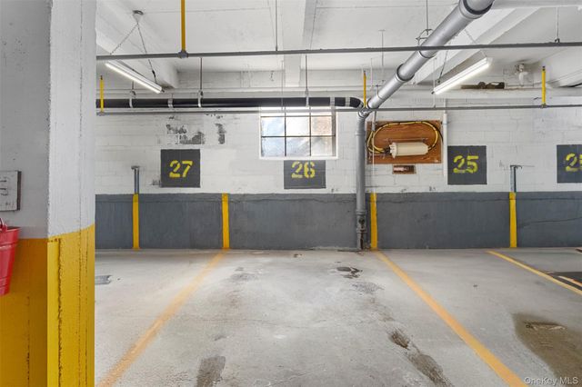 54-40 Little Neck Parkway 6G, Little Neck, NY 11362