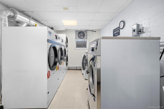 54-40 Little Neck Parkway 6G, Little Neck, NY 11362