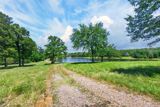 1053 ACR 499, Athens, TX 75751