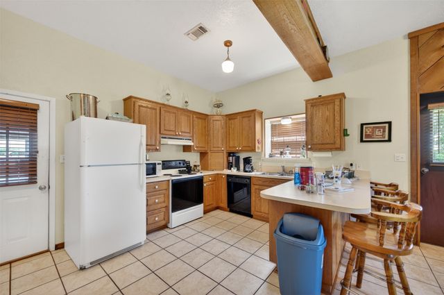 1053 ACR 499, Athens, TX 75751