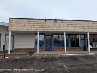 1130 E Grand River Avenue, Portland, MI 48875