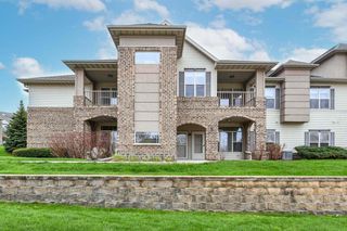 3053 W Drexel AVENUE #110, Franklin, WI 53132