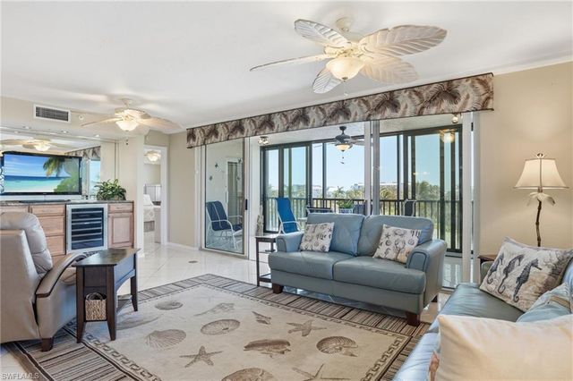 4745 Estero BLVD 304, Fort Myers Beach, FL 33931