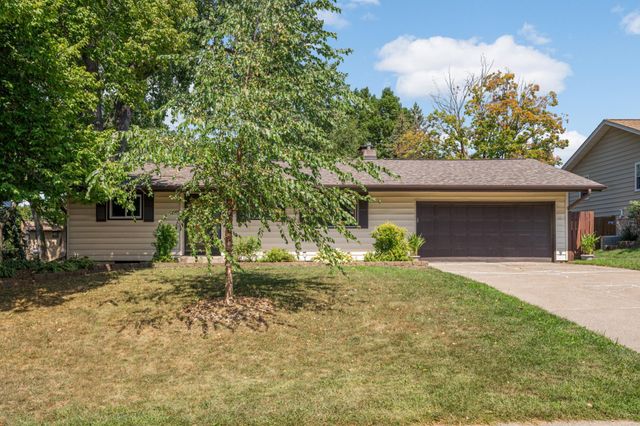 8720 45th Avenue N, New Hope, MN 55428