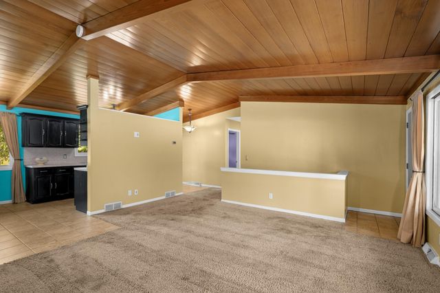 8720 45th Avenue N, New Hope, MN 55428