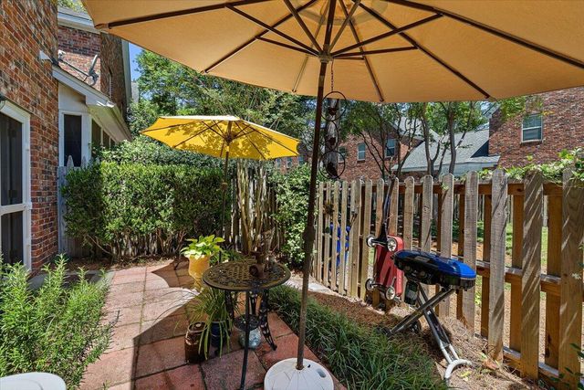 725 Natchez Circle, Mount Pleasant, SC 29464