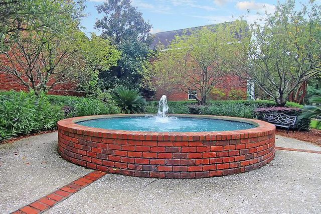 725 Natchez Circle, Mount Pleasant, SC 29464