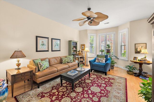 725 Natchez Circle, Mount Pleasant, SC 29464