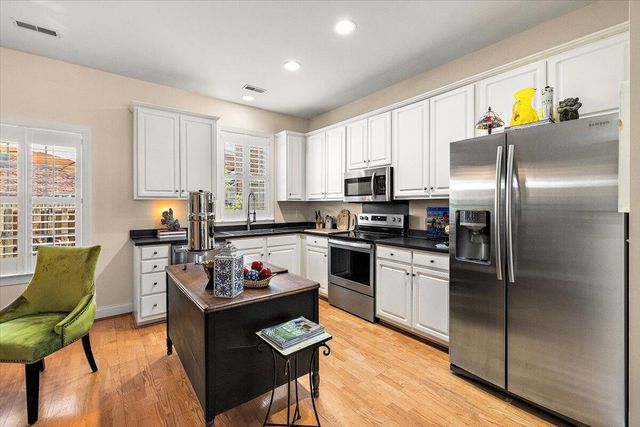 725 Natchez Circle, Mount Pleasant, SC 29464