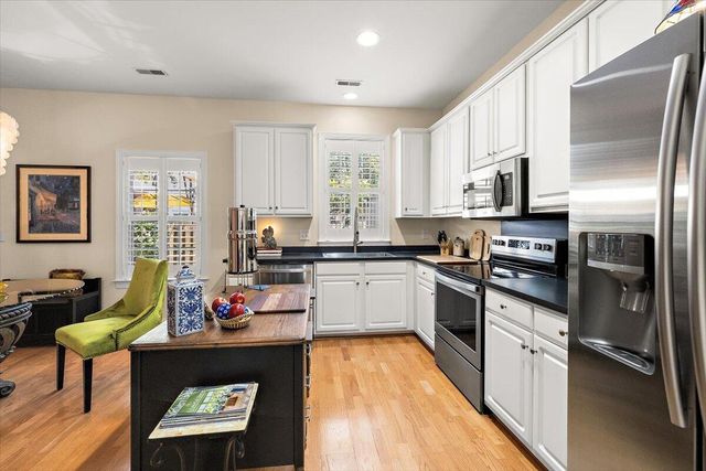 725 Natchez Circle, Mount Pleasant, SC 29464