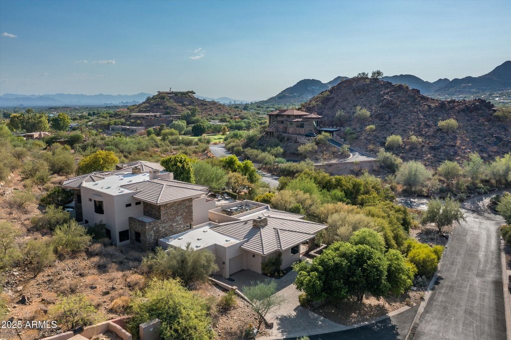 7451 N Las Brisas Lane, Paradise Valley, AZ 85253