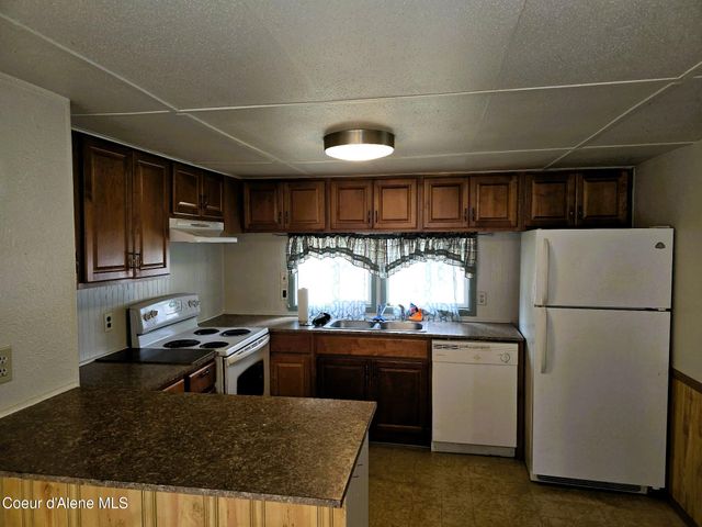 31889 N 4th AVE, Spirit Lake, ID 83869