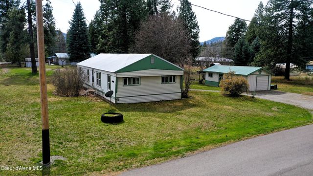 31889 N 4th AVE, Spirit Lake, ID 83869