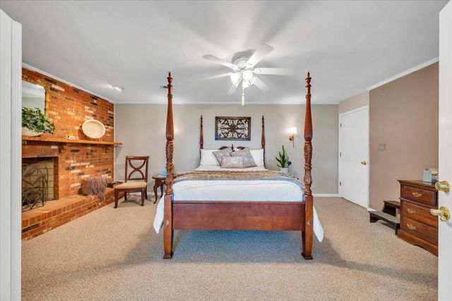 269 Key Lakewood DR, Moneta, VA 24121