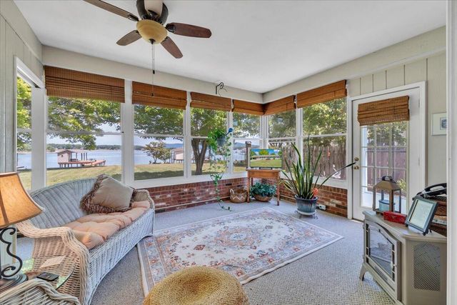 269 Key Lakewood DR, Moneta, VA 24121