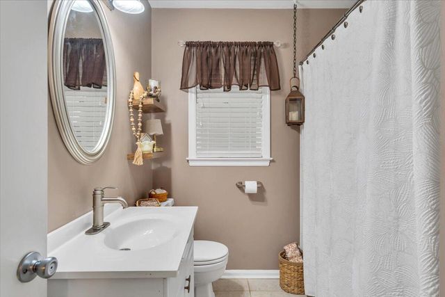 269 Key Lakewood DR, Moneta, VA 24121