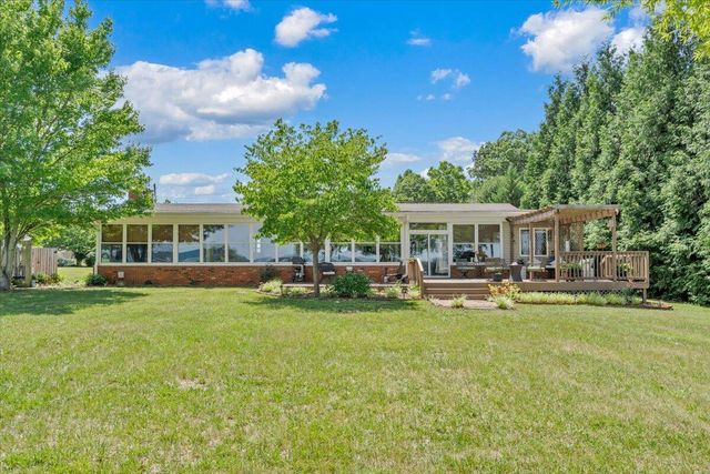 269 Key Lakewood DR, Moneta, VA 24121