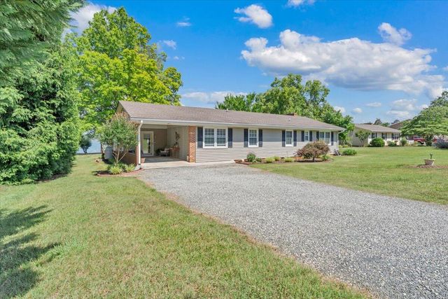 269 Key Lakewood DR, Moneta, VA 24121