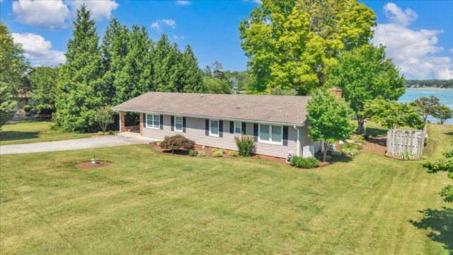 269 Key Lakewood DR, Moneta, VA 24121