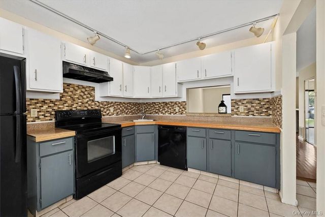 19 Moore Lane 11B, Washingtonville, NY 10992