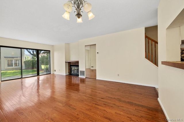 19 Moore Lane 11B, Washingtonville, NY 10992