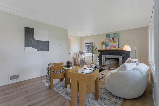 5222 N N Howard St, Spokane, WA 99205