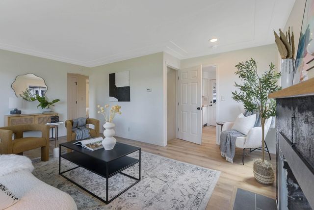 5222 N N Howard St, Spokane, WA 99205
