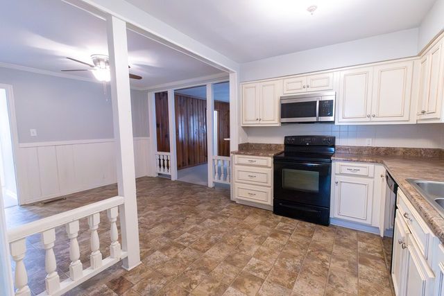 2411 13th Place, Phenix City, AL 36867