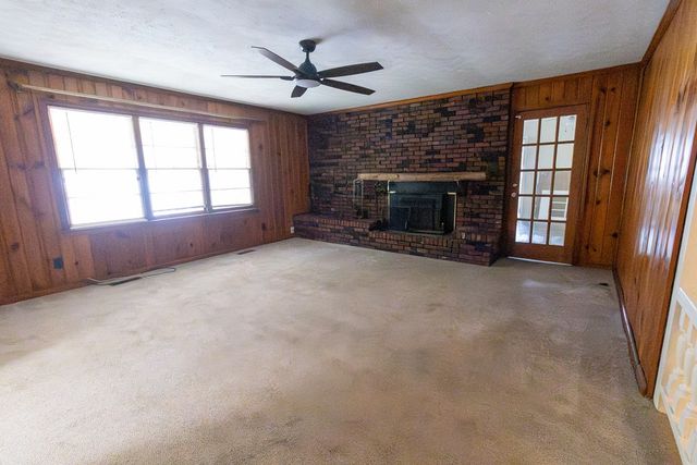 2411 13th Place, Phenix City, AL 36867