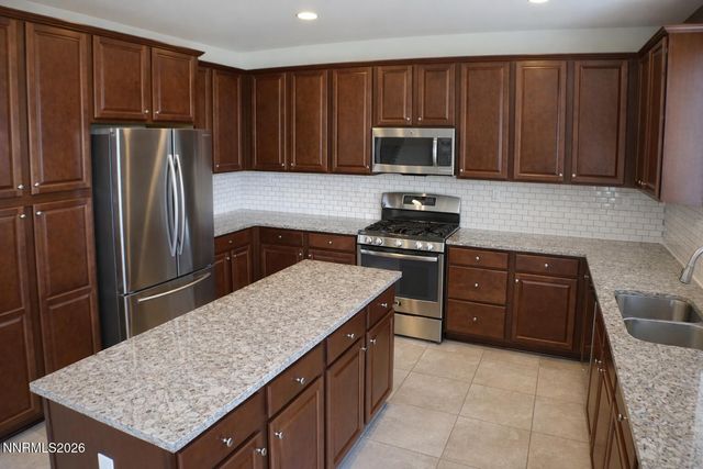 10855 Pebble Hill Drive, Reno, NV 89521