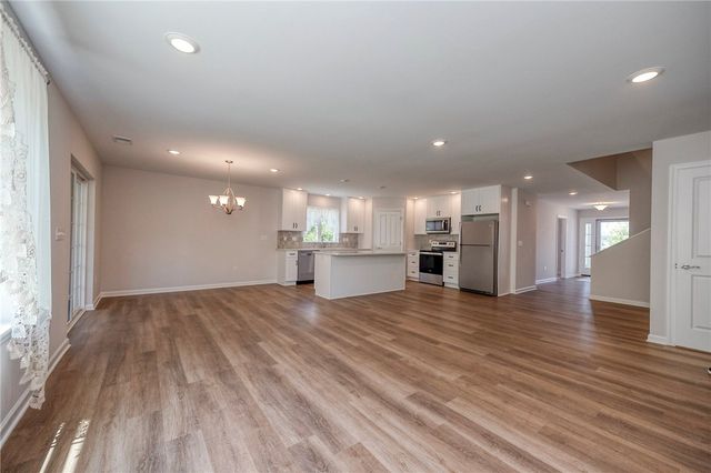 502 Blackrock Blvd, Adams Twp, PA 16046