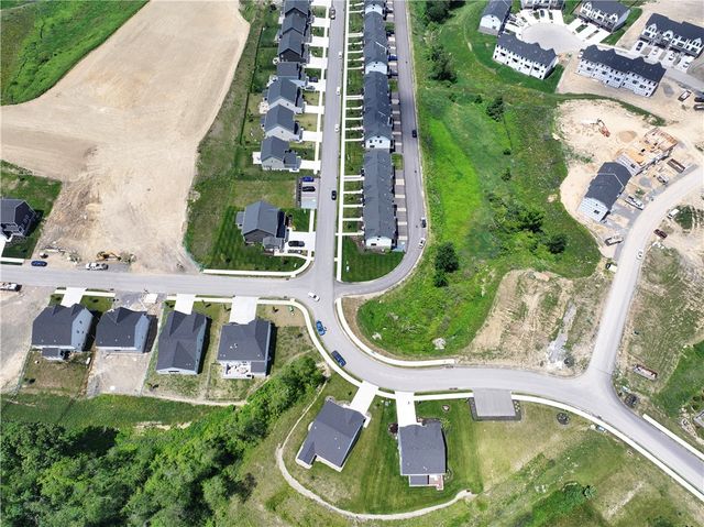 502 Blackrock Blvd, Adams Twp, PA 16046