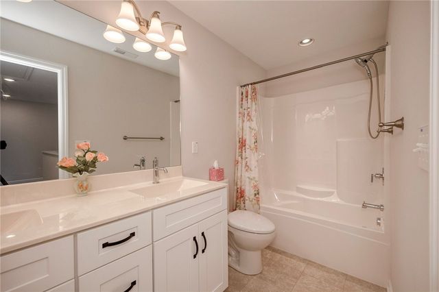 502 Blackrock Blvd, Adams Twp, PA 16046